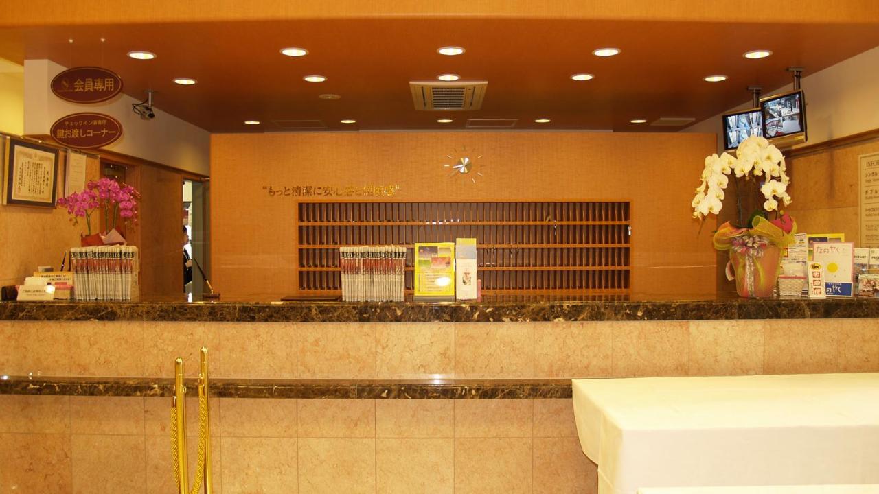 Toyoko Inn Nishitetsu Kurume Eki Higashi Guchi Exterior photo
