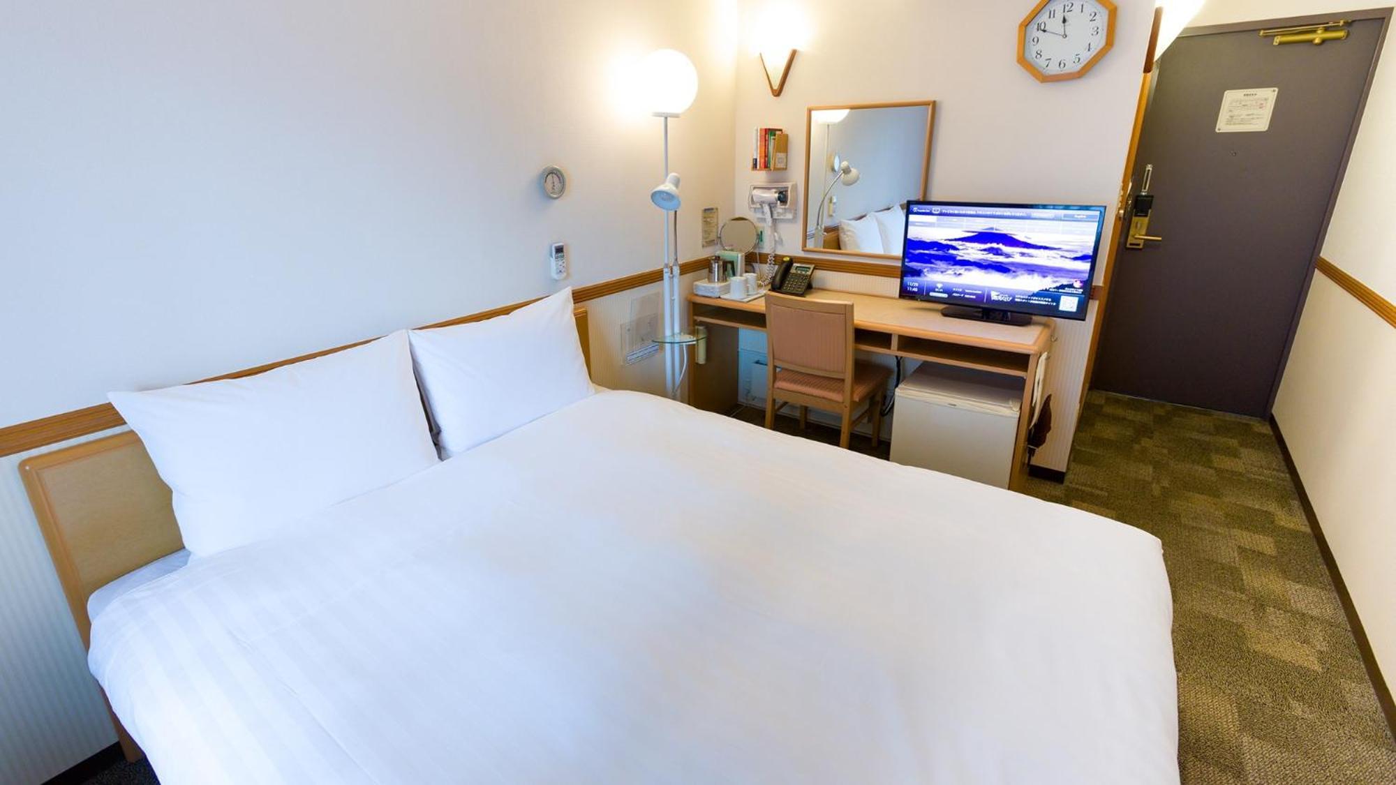 Toyoko Inn Nishitetsu Kurume Eki Higashi Guchi Room photo